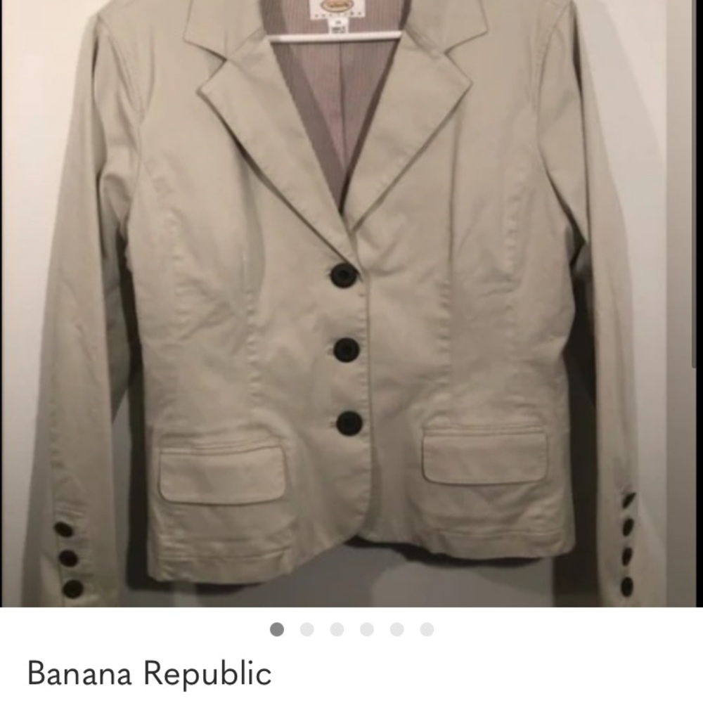 Banana Republic Light Tan Blazer
